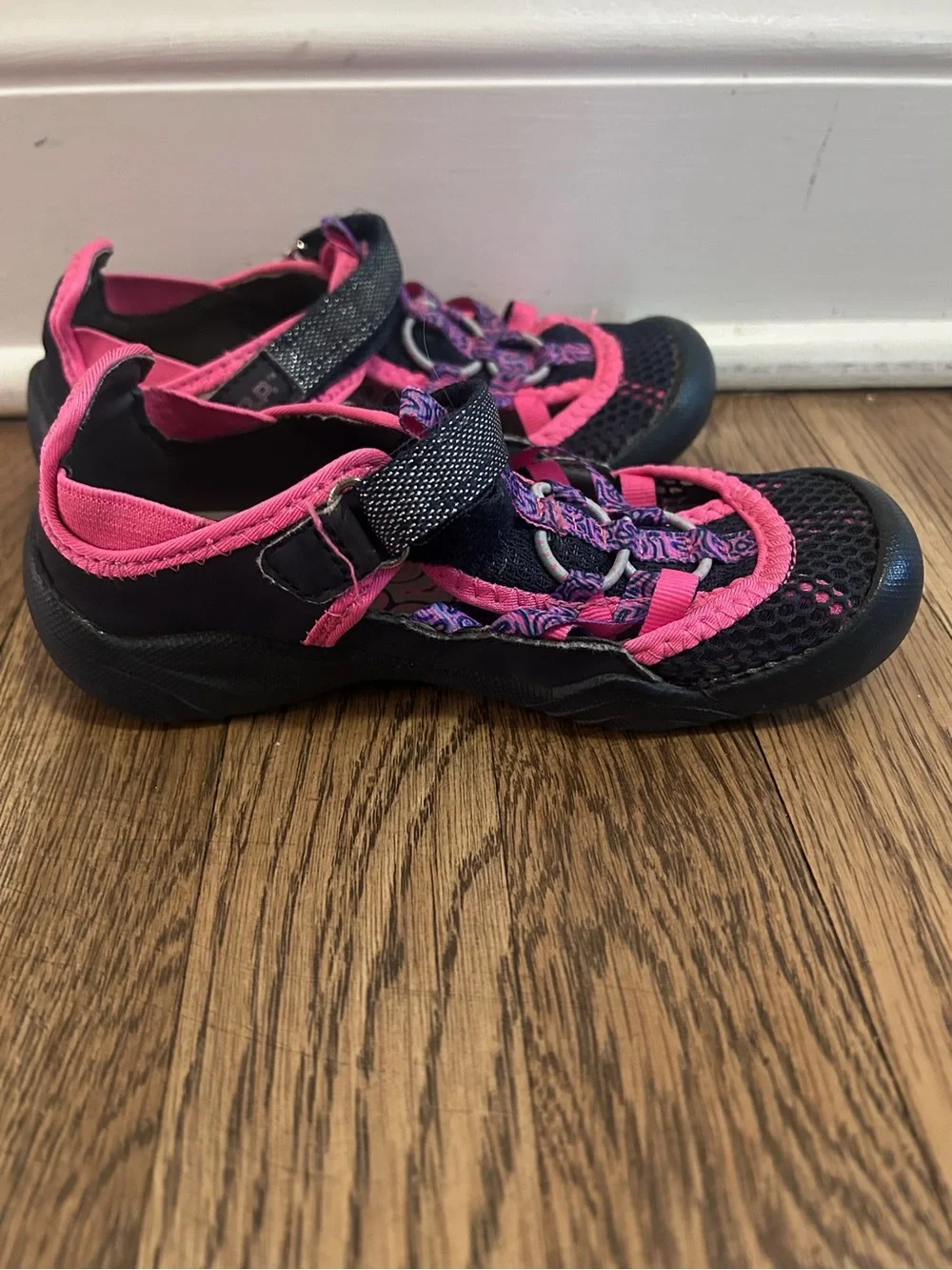 M.A.P. Niagara's Girls Sz 12 Navy & Pink Outdoor Fisherman's Sandals Water Shoes